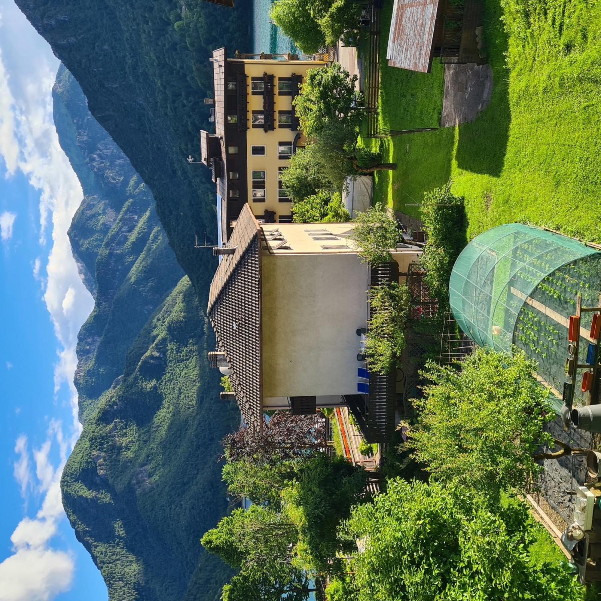 Bioledro Casa Lena Apartment Mezzolago Luaran gambar