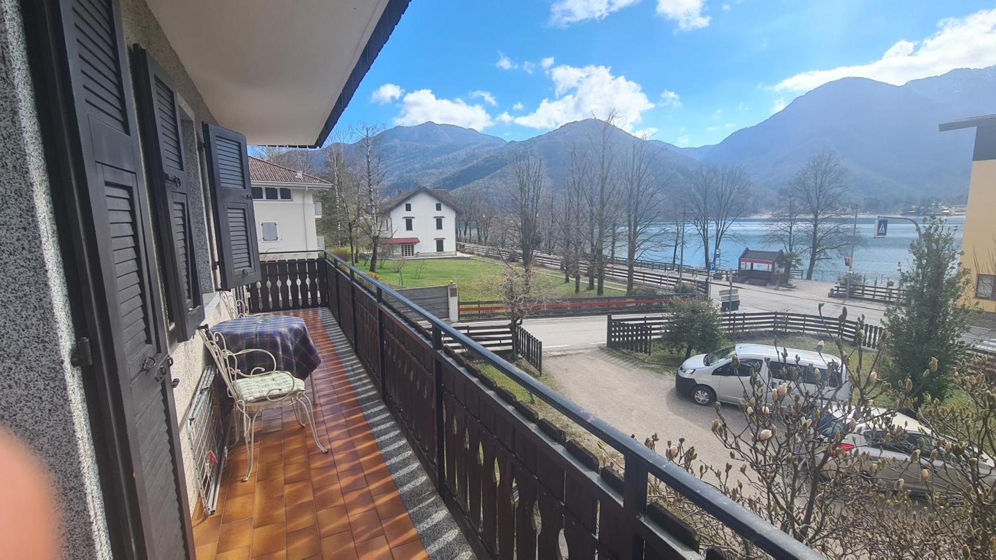 Bioledro Casa Lena Apartment Mezzolago Luaran gambar