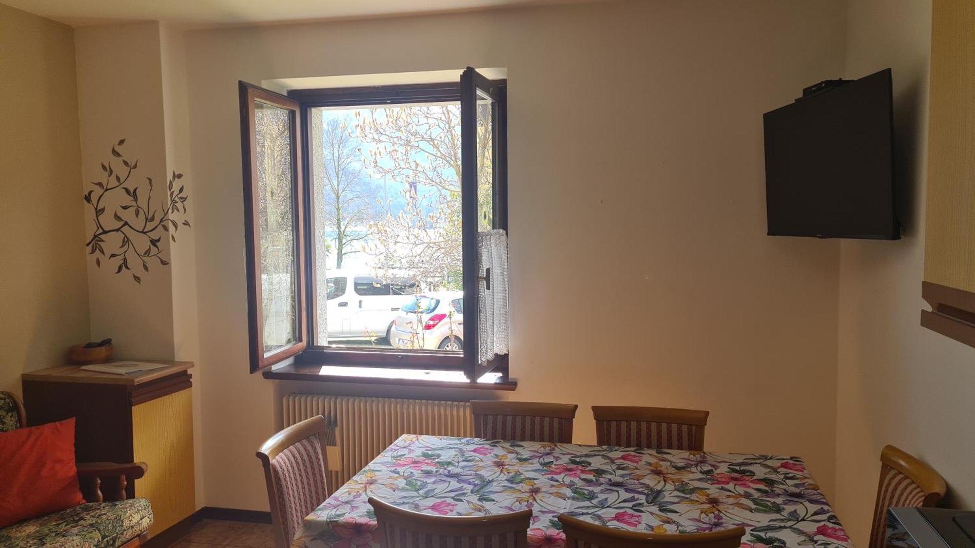 Bioledro Casa Lena Apartment Mezzolago Luaran gambar