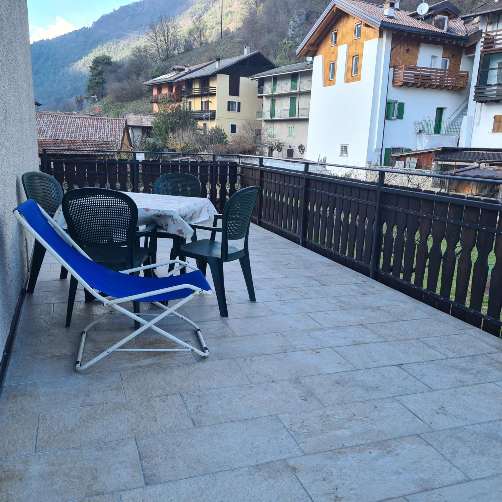 Bioledro Casa Lena Apartment Mezzolago Luaran gambar